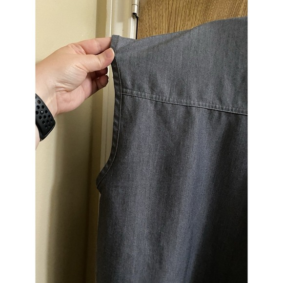 FIGS Rafaela Scrub Top V-Neck Graphite Grey Sleeveless M WXXSW1003 PO#1273 - Picture 11 of 15